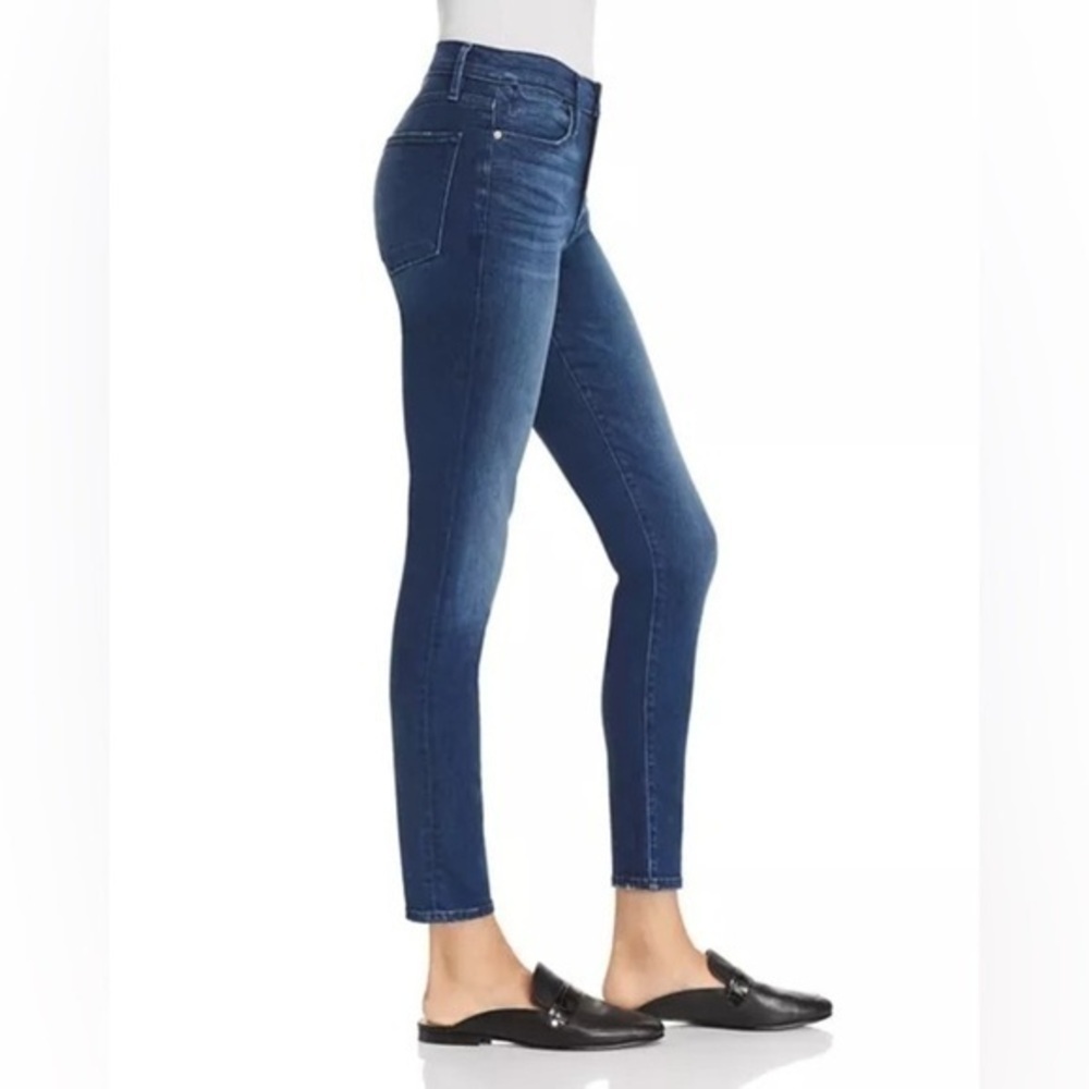 FRAME Le High Skinny Jeans in Silver Spring